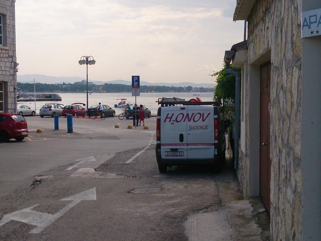 Holiday Home Tonci Vodice Oda fotoğraf