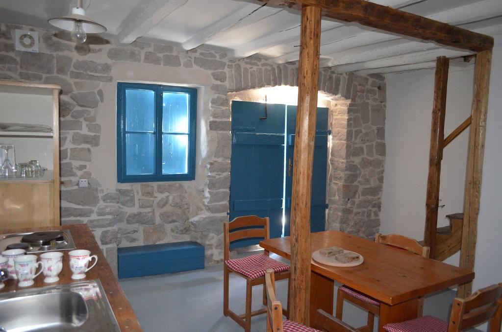 Holiday Home Tonci Vodice Oda fotoğraf